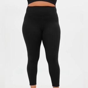 Girlfriend Collective High Rise Compression Leggings in black